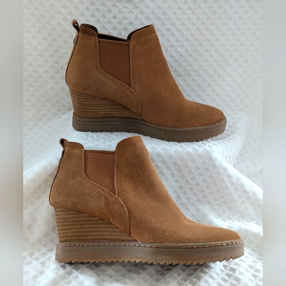 Sofft Utley Redwood Brown Wedge Bootie, Stacked Heel, Women's Size 7 1/2 - Picture 2 of 13